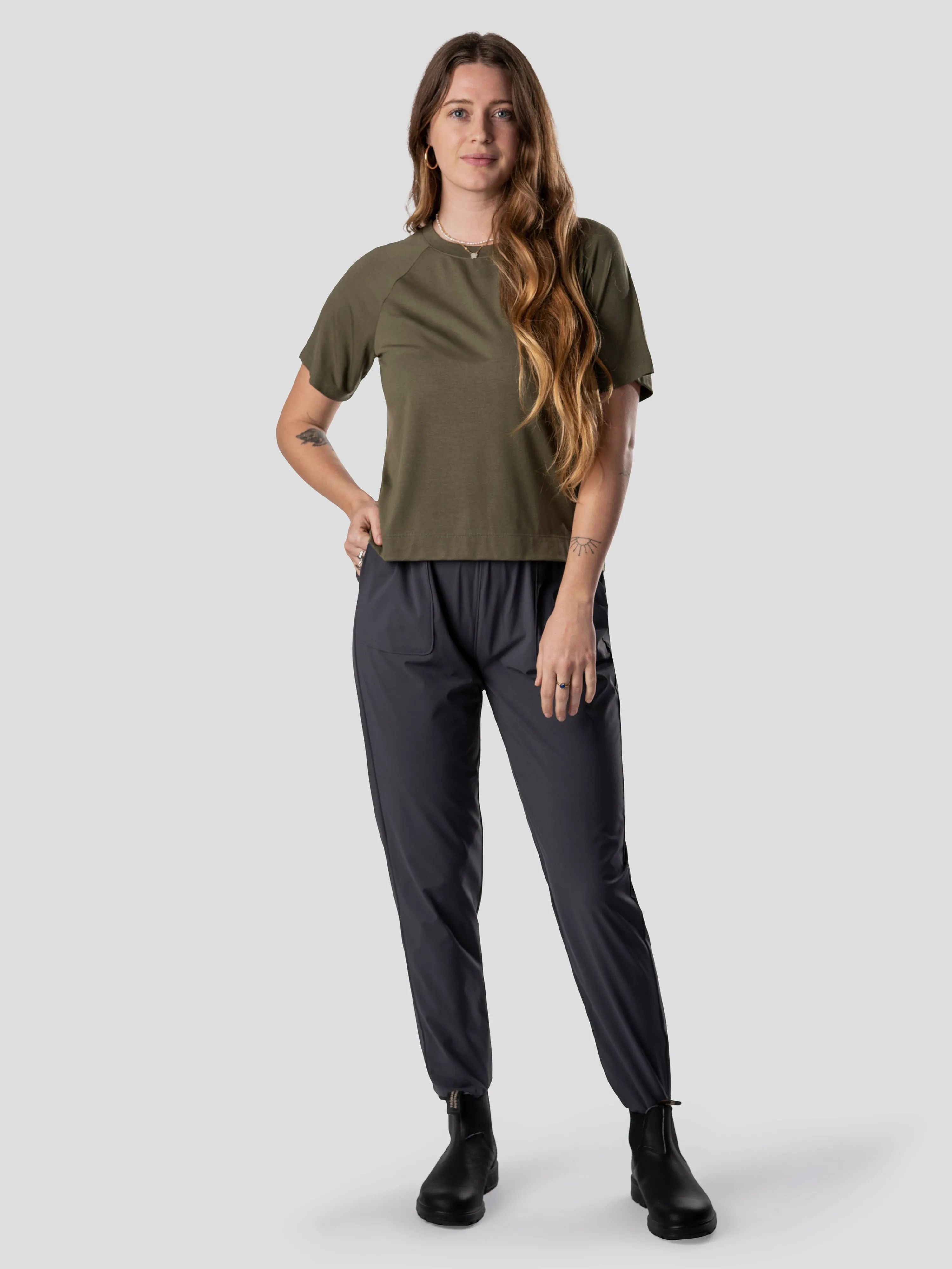 W's Airflow Windshell Jogger - Charcoal